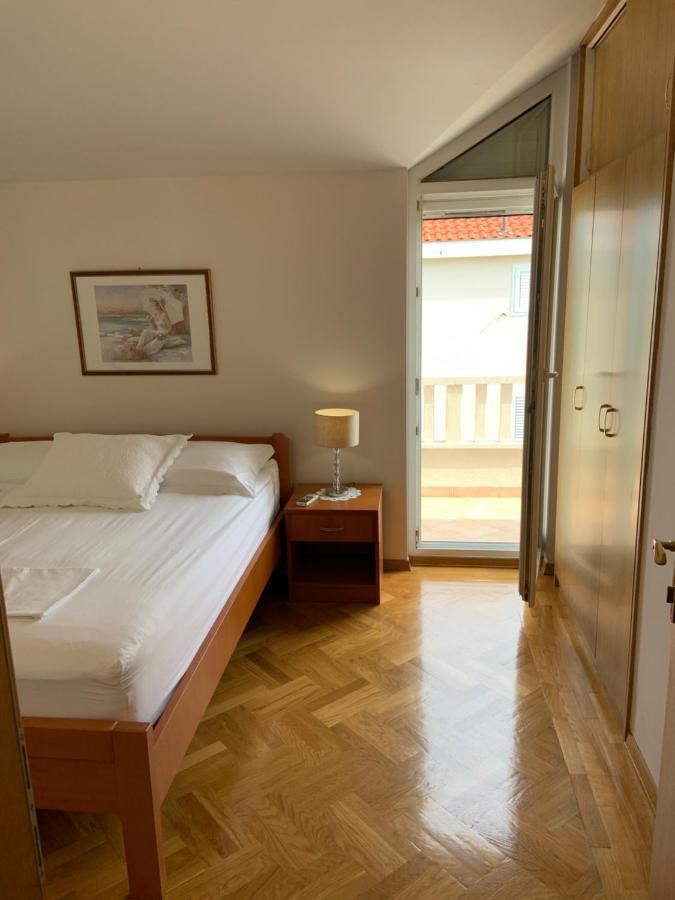 Villa Mara Promajna Luaran gambar
