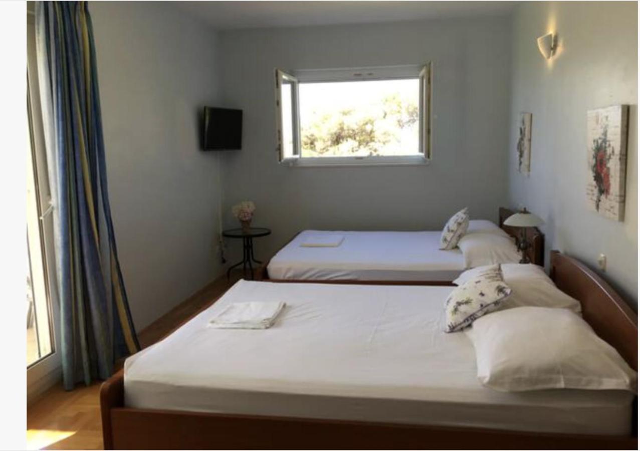 Villa Mara Promajna Luaran gambar