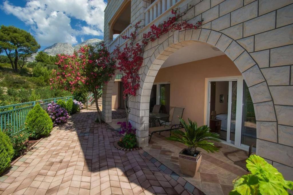 Villa Mara Promajna Luaran gambar
