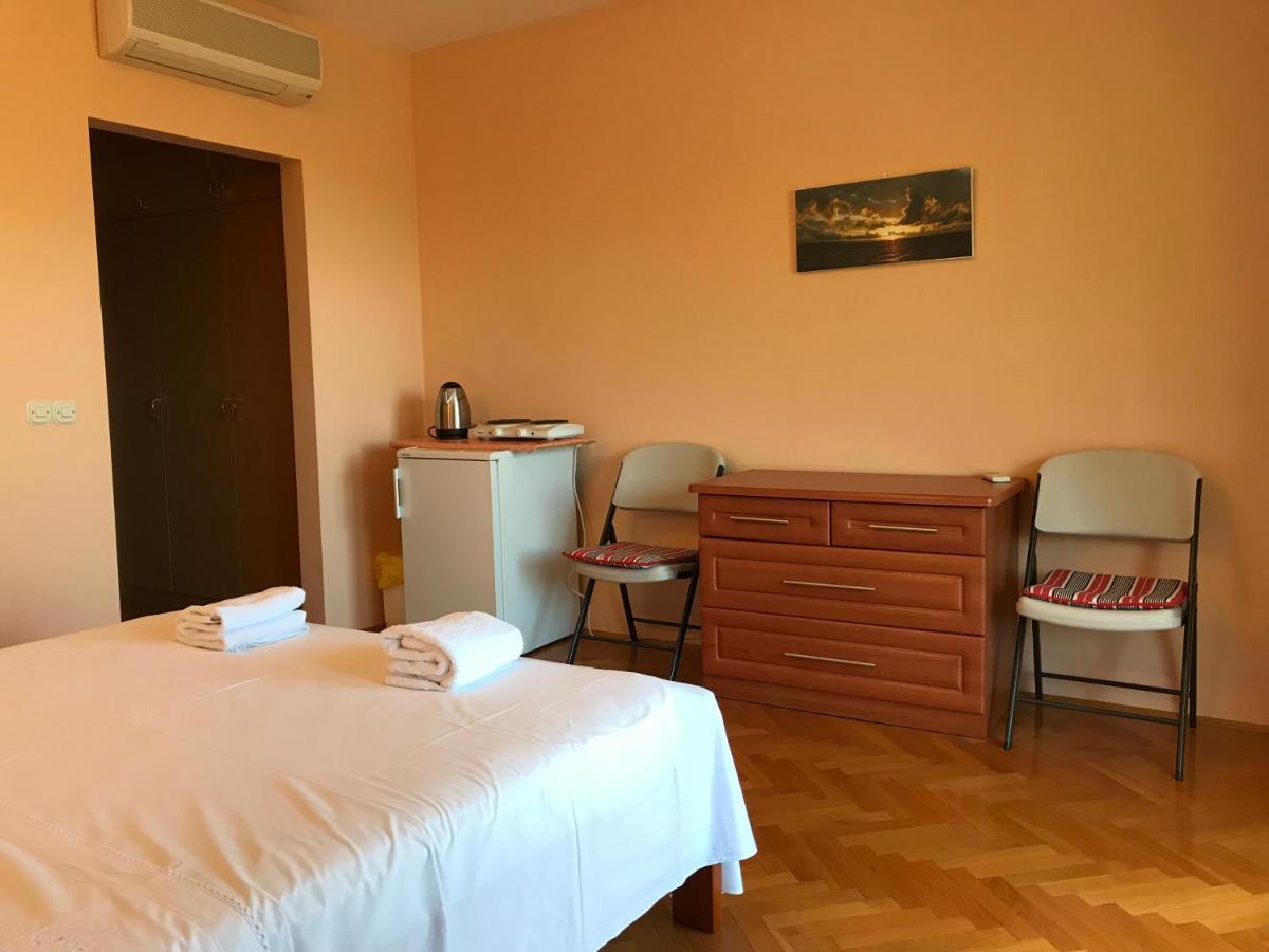 Villa Mara Promajna Luaran gambar
