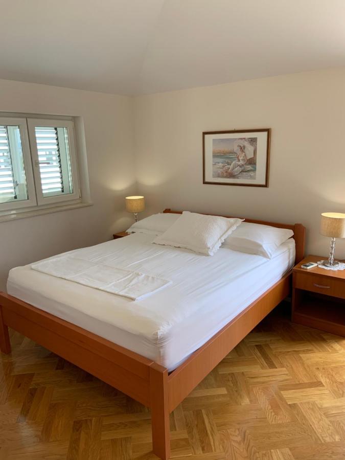 Villa Mara Promajna Luaran gambar